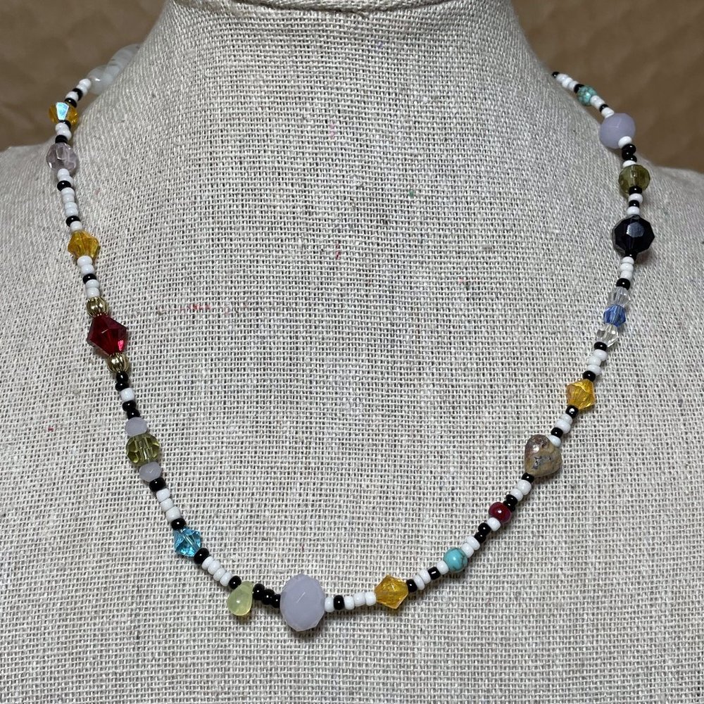 Boho Eclectic Beaded Artisan Beaded Glass Choker Necklace 15” L NEW